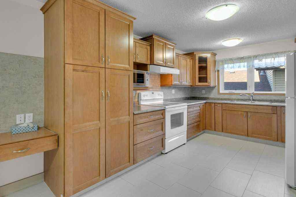 MLS® A2264269 - 88 Bermondsey Crescent NW in Beddington Heights Calgary, Residential