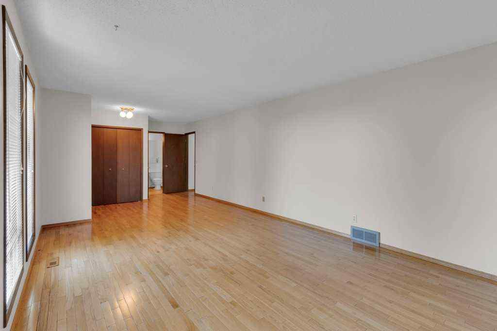 MLS® A2264269 - 88 Bermondsey Crescent NW in Beddington Heights Calgary, Residential