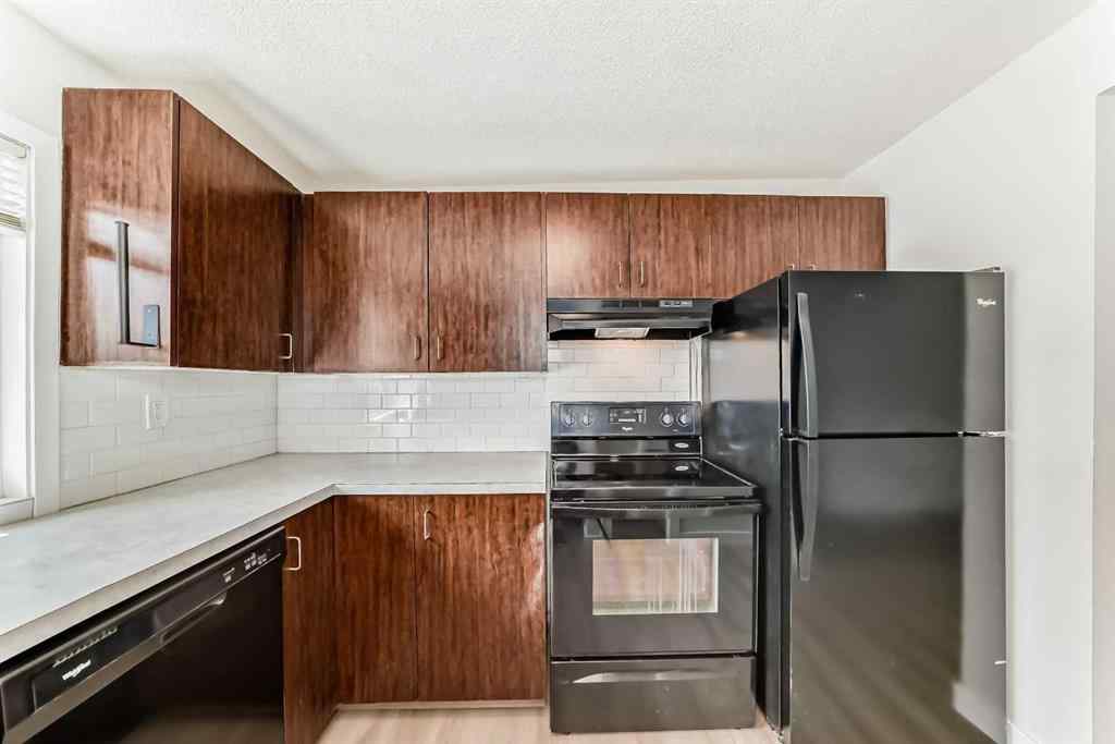 MLS® A2264272 - 6044 17A Street SE in Ogden Calgary, Residential