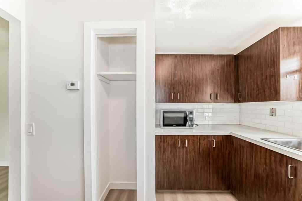 MLS® A2264272 - 6044 17A Street SE in Ogden Calgary, Residential