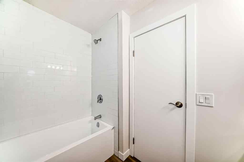 MLS® A2264272 - 6044 17A Street SE in Ogden Calgary, Residential