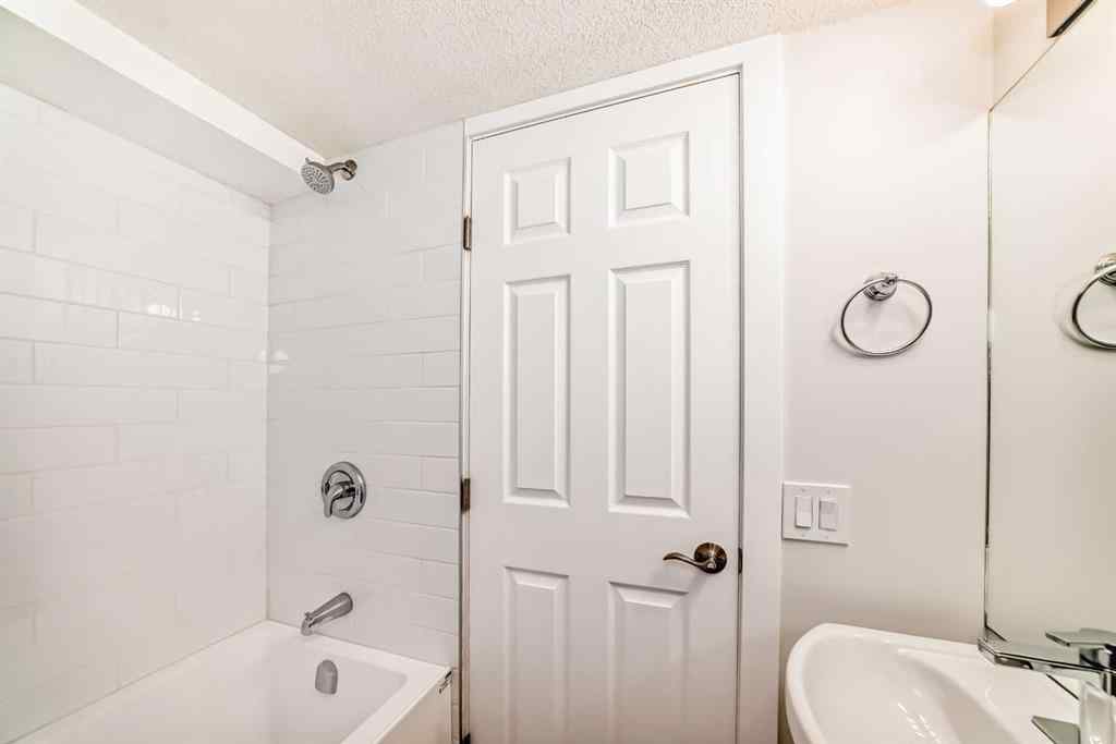 MLS® A2264272 - 6044 17A Street SE in Ogden Calgary, Residential