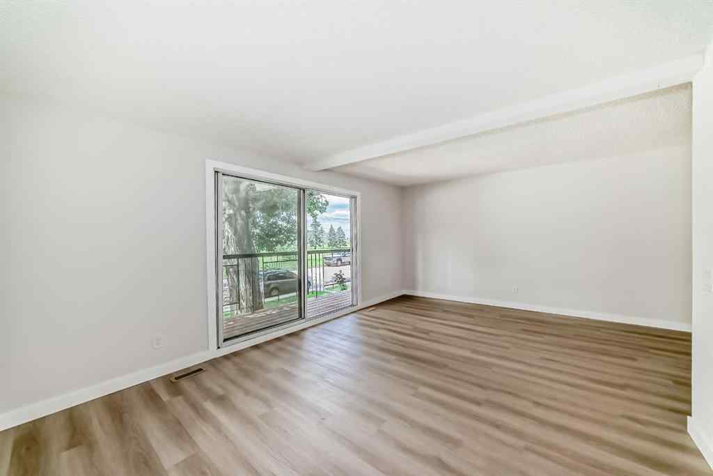 MLS® A2264272 - 6044 17A Street SE in Ogden Calgary, Residential