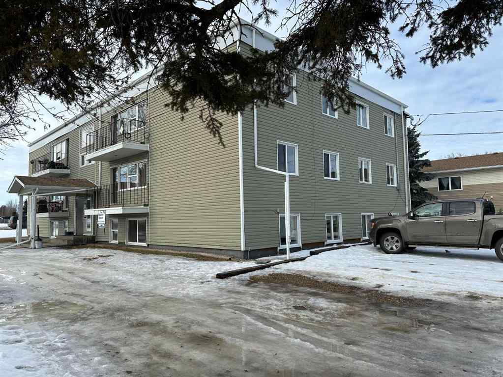 MLS® A2264275 - 4601 55 Street  in Central Ponoka Ponoka, Commercial