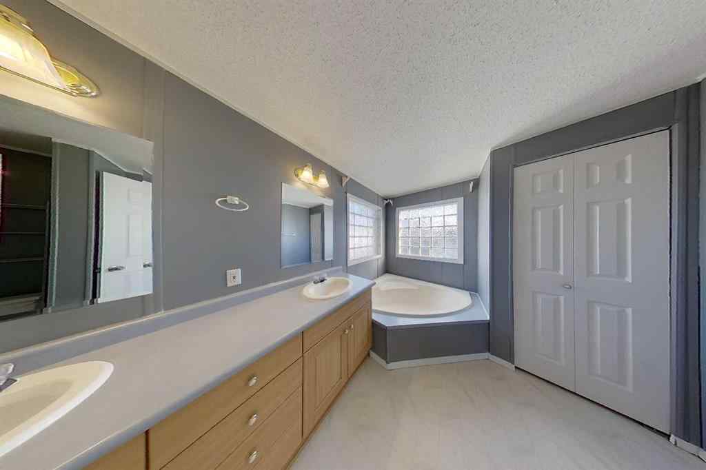 MLS® A2264279 - Unit #20 812 6 Avenue SW in NONE Slave Lake, Mobile