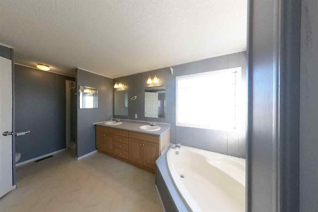 MLS® A2264279 - Unit #20 812 6 Avenue SW in NONE Slave Lake, Mobile