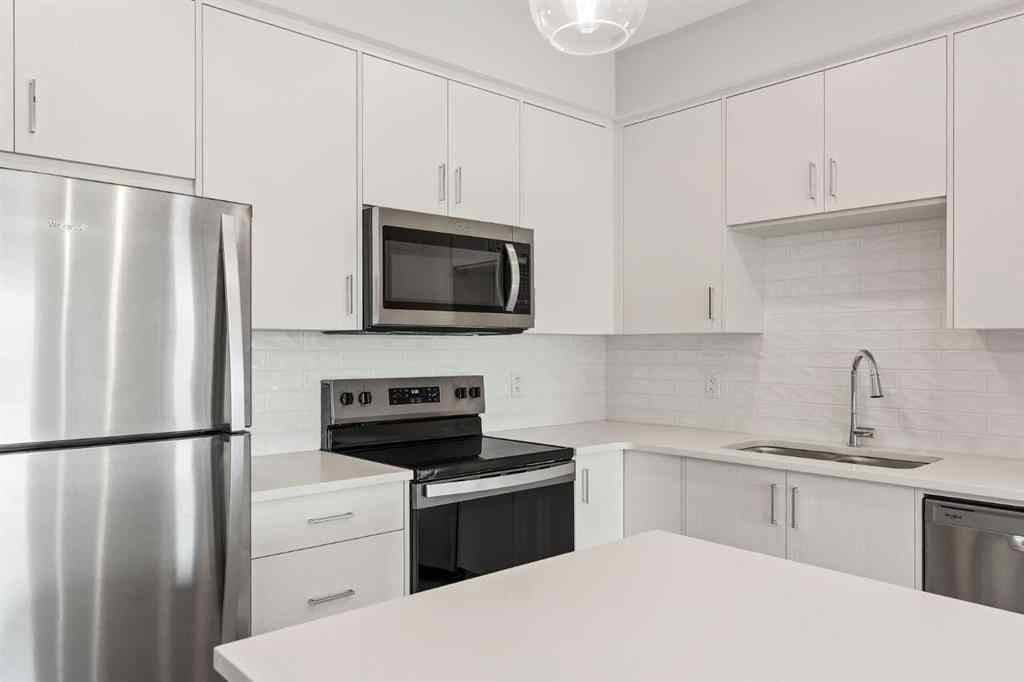 MLS® A2264280 - Unit #302 660 Shawnee Square SW in Shawnee Slopes Calgary, Residential