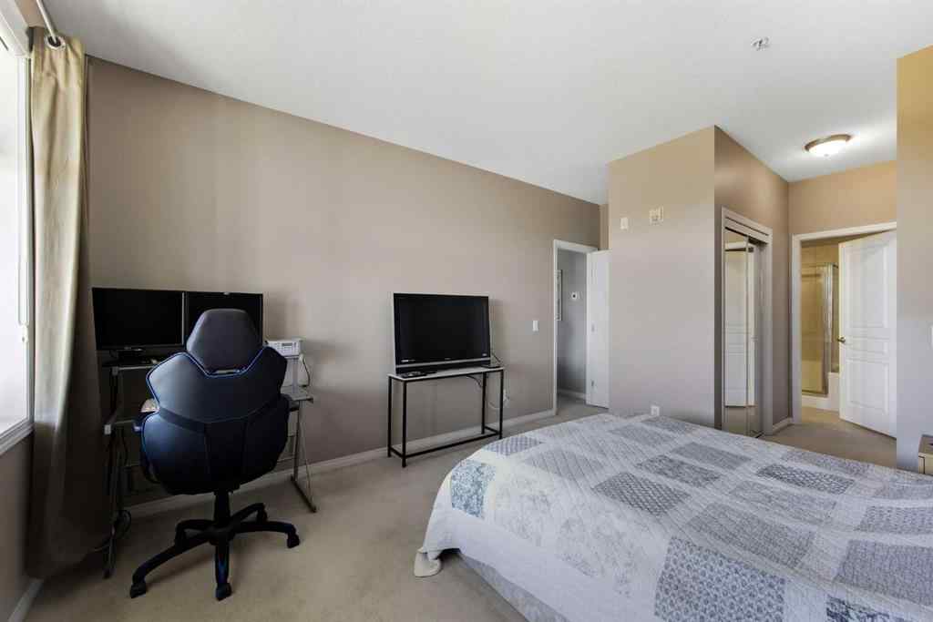 MLS® A2264285 - Unit #1320 1320 Lake Fraser Green SE in Lake Bonavista Calgary, Residential