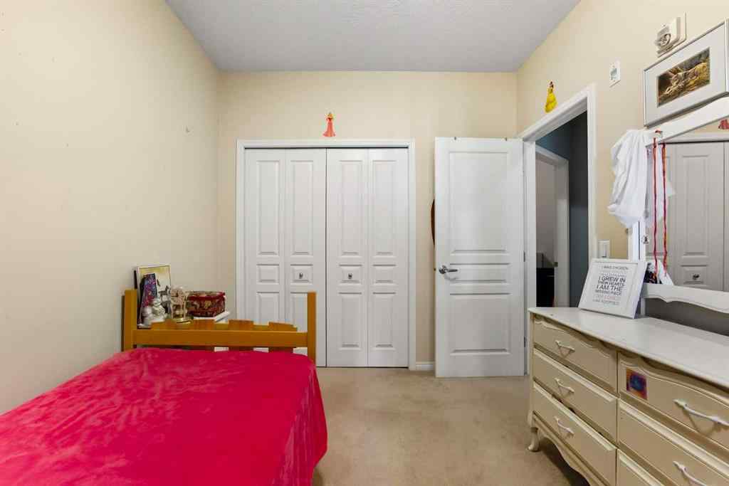 MLS® A2264285 - Unit #1320 1320 Lake Fraser Green SE in Lake Bonavista Calgary, Residential