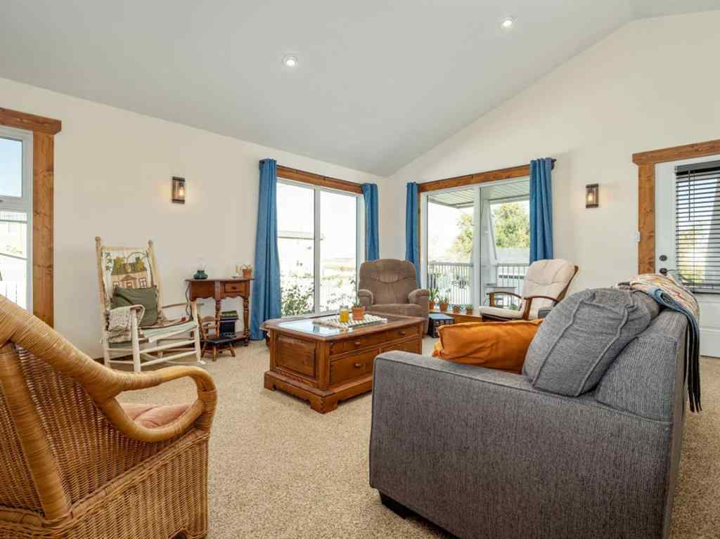 MLS® A2264286 - 608 Rogers Avenue  in NONE Picture Butte, Residential