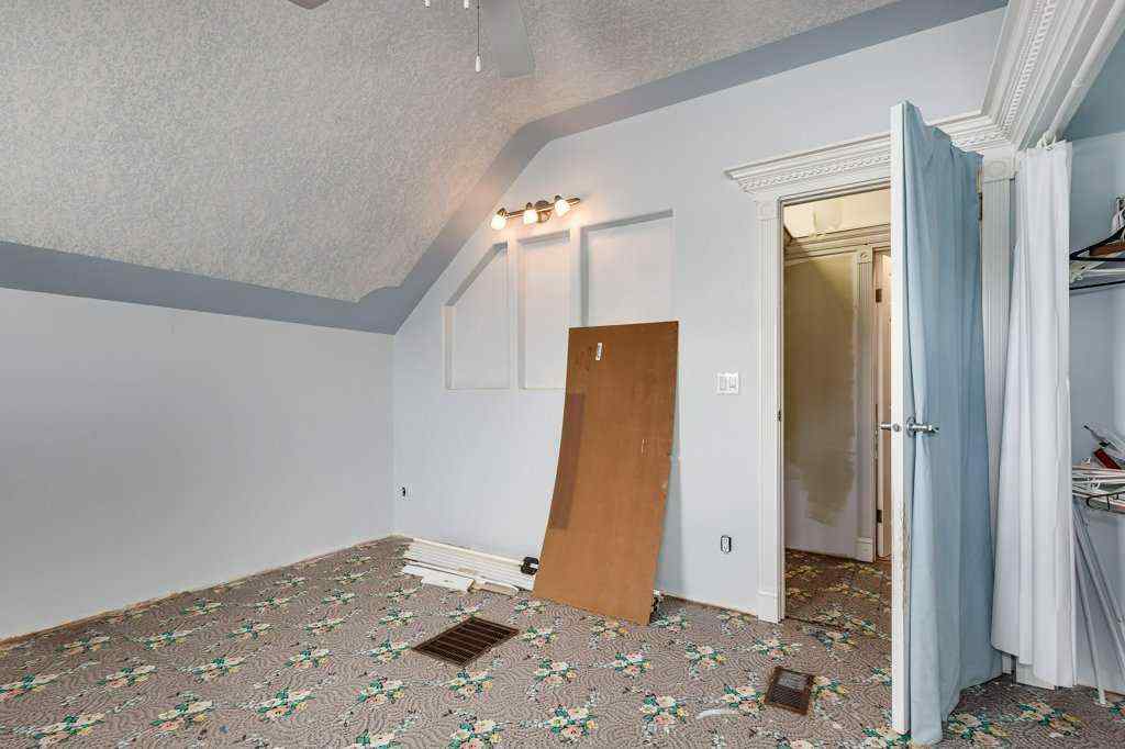 MLS® A2264289 - 4515 50 Avenue  in South Innisfail Innisfail, Residential