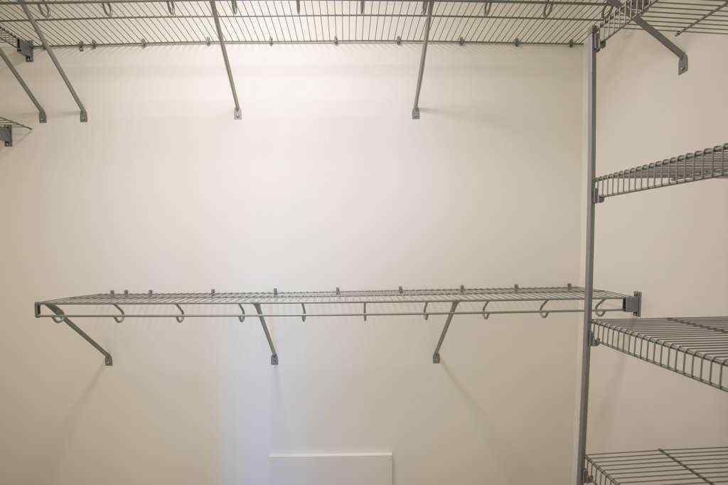 MLS® A2264290 - 5 Songbird Green  in Sixty West Sylvan Lake, Residential