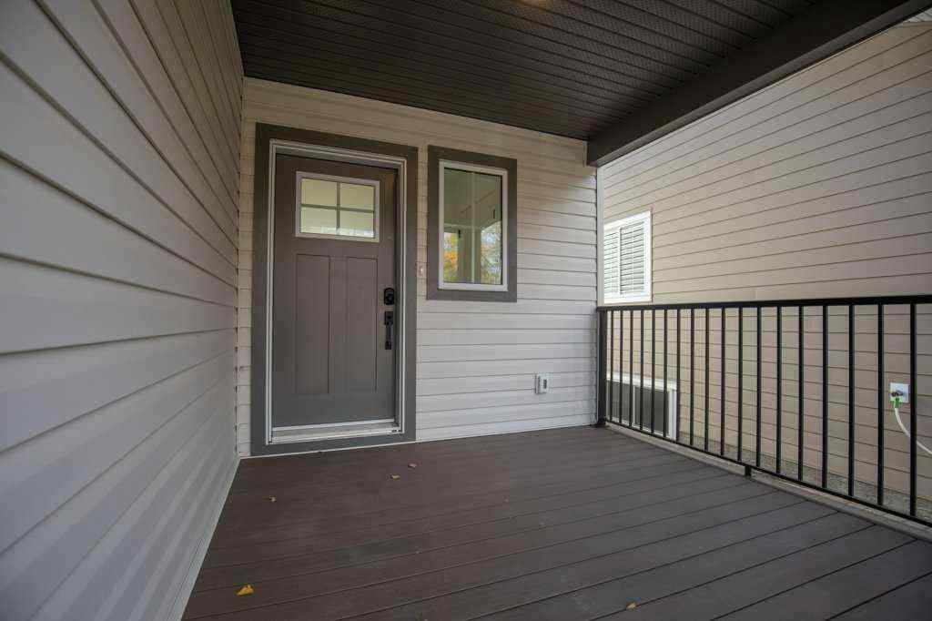 MLS® A2264290 - 5 Songbird Green  in Sixty West Sylvan Lake, Residential