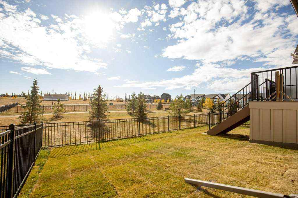 MLS® A2264290 - 5 Songbird Green  in Sixty West Sylvan Lake, Residential