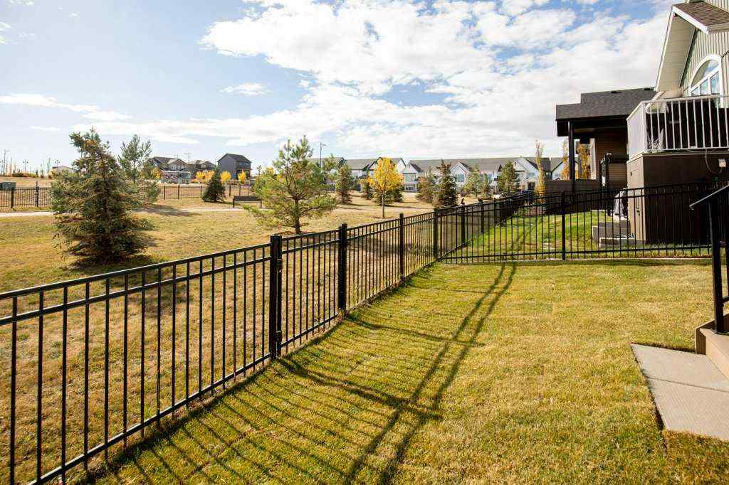 MLS® A2264290 - 5 Songbird Green  in Sixty West Sylvan Lake, Residential