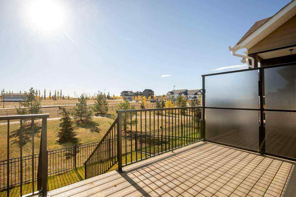 MLS® A2264290 - 5 Songbird Green  in Sixty West Sylvan Lake, Residential