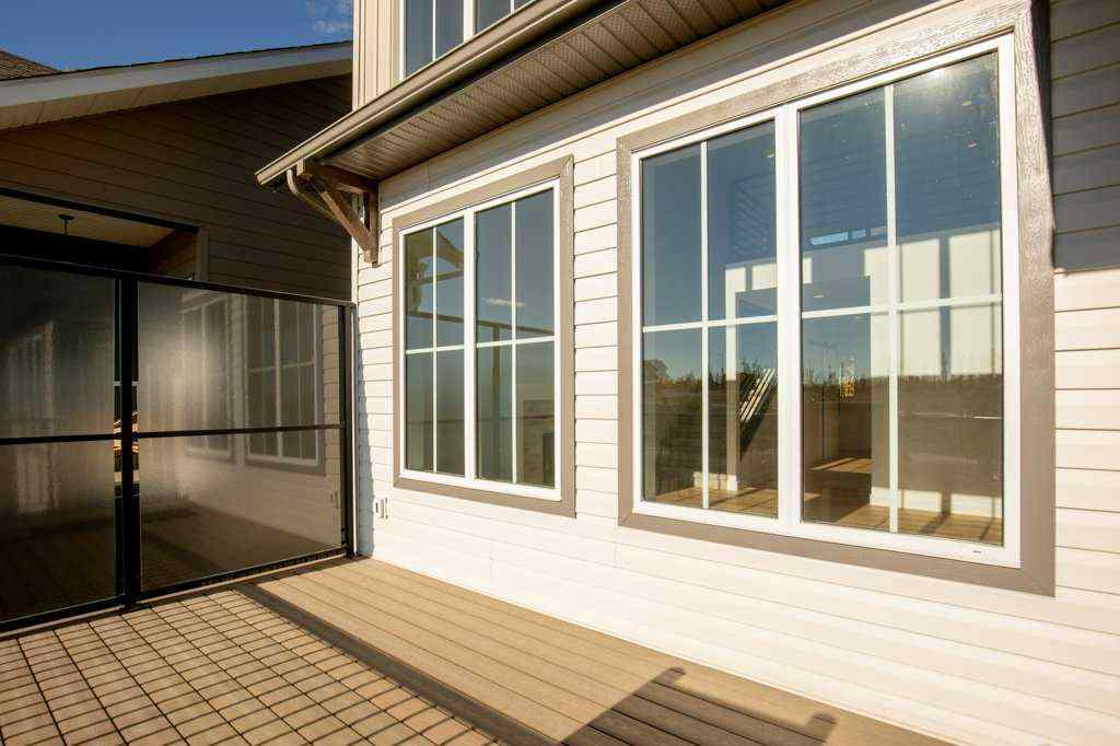 MLS® A2264290 - 5 Songbird Green  in Sixty West Sylvan Lake, Residential