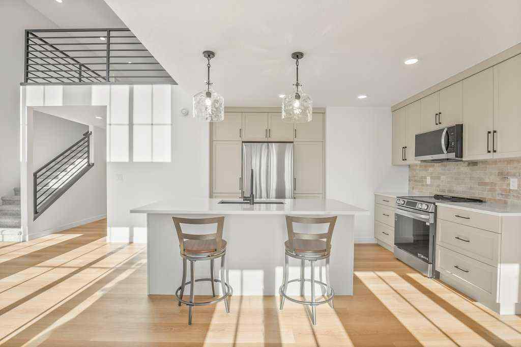 MLS® A2264290 - 5 Songbird Green  in Sixty West Sylvan Lake, Residential