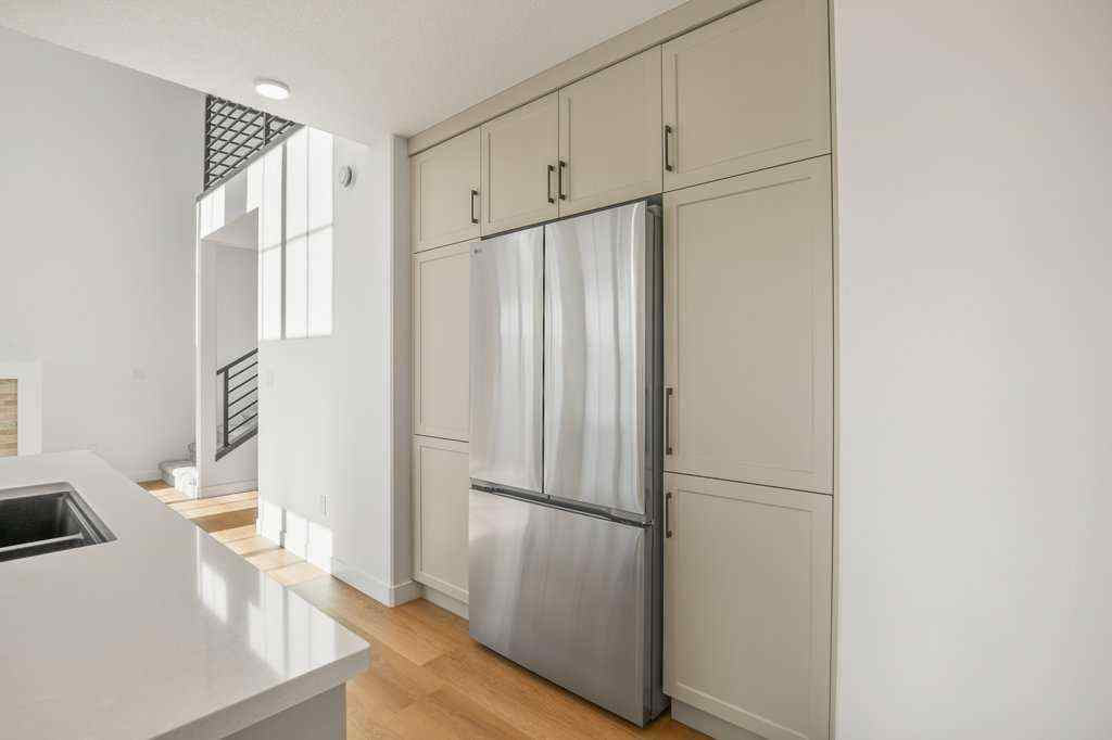 MLS® A2264290 - 5 Songbird Green  in Sixty West Sylvan Lake, Residential