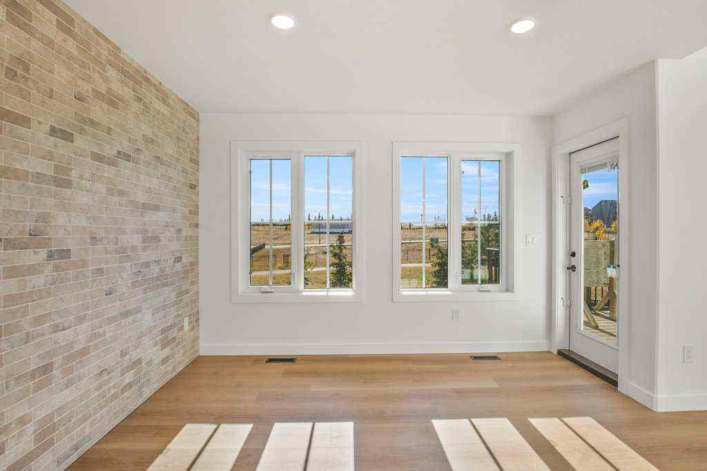 MLS® A2264290 - 5 Songbird Green  in Sixty West Sylvan Lake, Residential