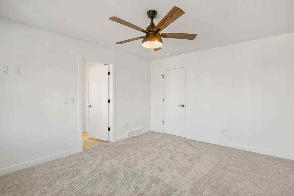 MLS® A2264290 - 5 Songbird Green  in Sixty West Sylvan Lake, Residential