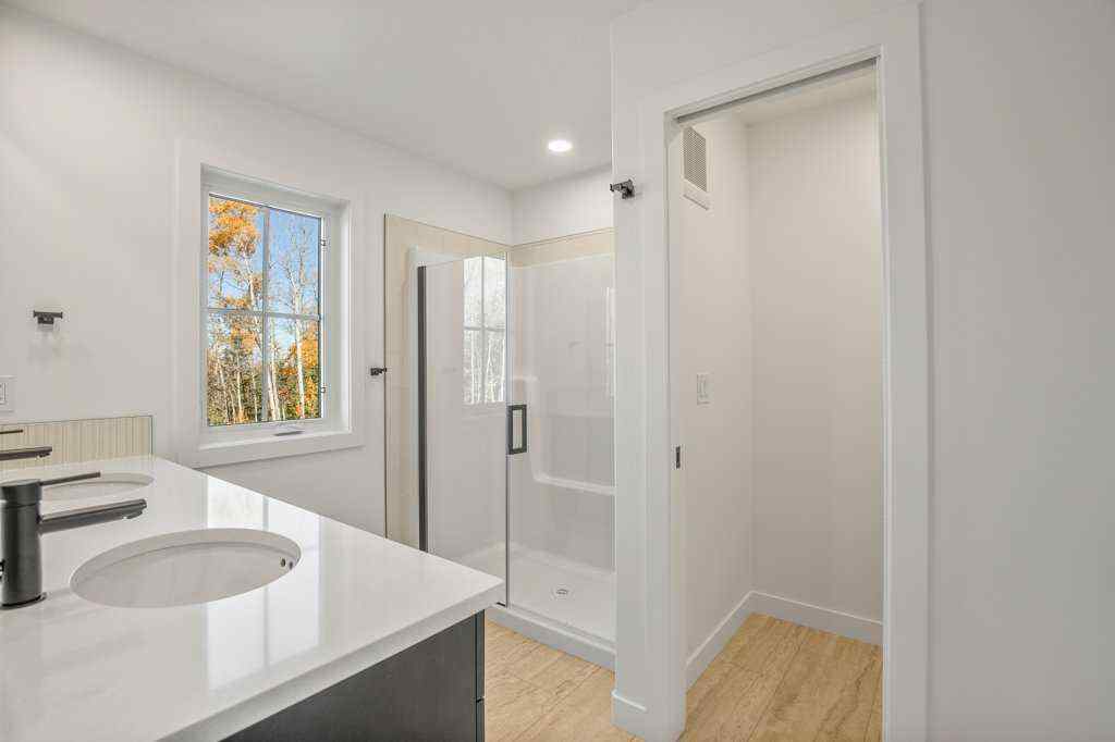 MLS® A2264290 - 5 Songbird Green  in Sixty West Sylvan Lake, Residential