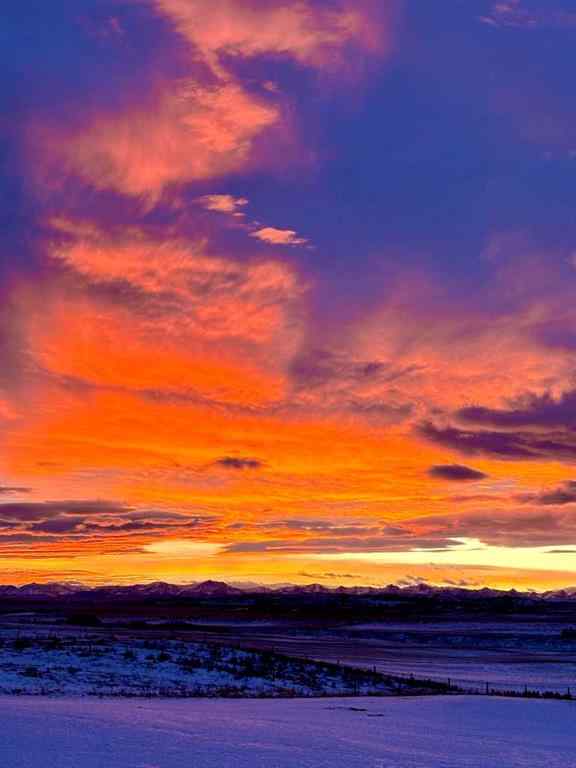 MLS® A2264291 - 8121 408 Avenue E in NONE Rural Foothills County, Residential