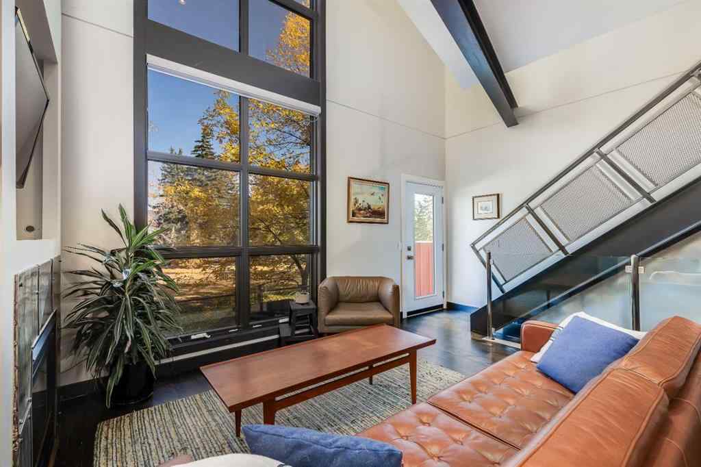 MLS® A2264293 - Unit #302 1212 13 Street SE in Inglewood Calgary, Residential