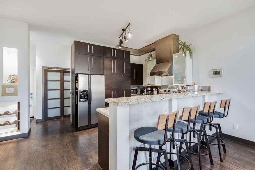 MLS® A2264293 - Unit #302 1212 13 Street SE in Inglewood Calgary, Residential