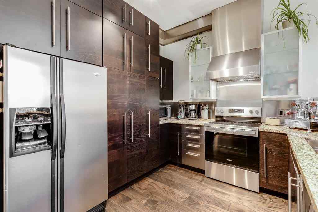 MLS® A2264293 - Unit #302 1212 13 Street SE in Inglewood Calgary, Residential
