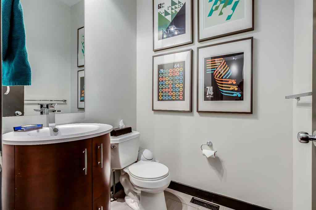 MLS® A2264293 - Unit #302 1212 13 Street SE in Inglewood Calgary, Residential