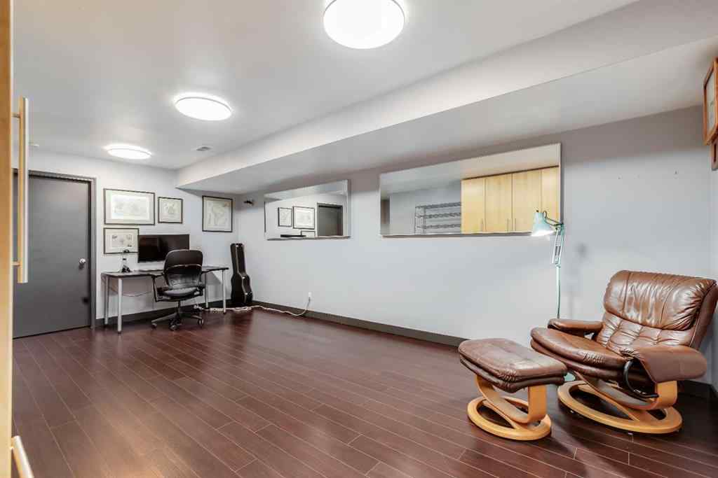 MLS® A2264293 - Unit #302 1212 13 Street SE in Inglewood Calgary, Residential