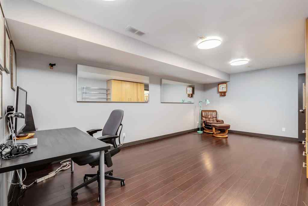 MLS® A2264293 - Unit #302 1212 13 Street SE in Inglewood Calgary, Residential