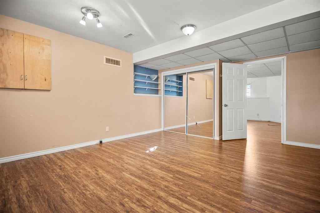 MLS® A2264294 - 23 Riverstone Crescent SE in Riverbend Calgary, Residential