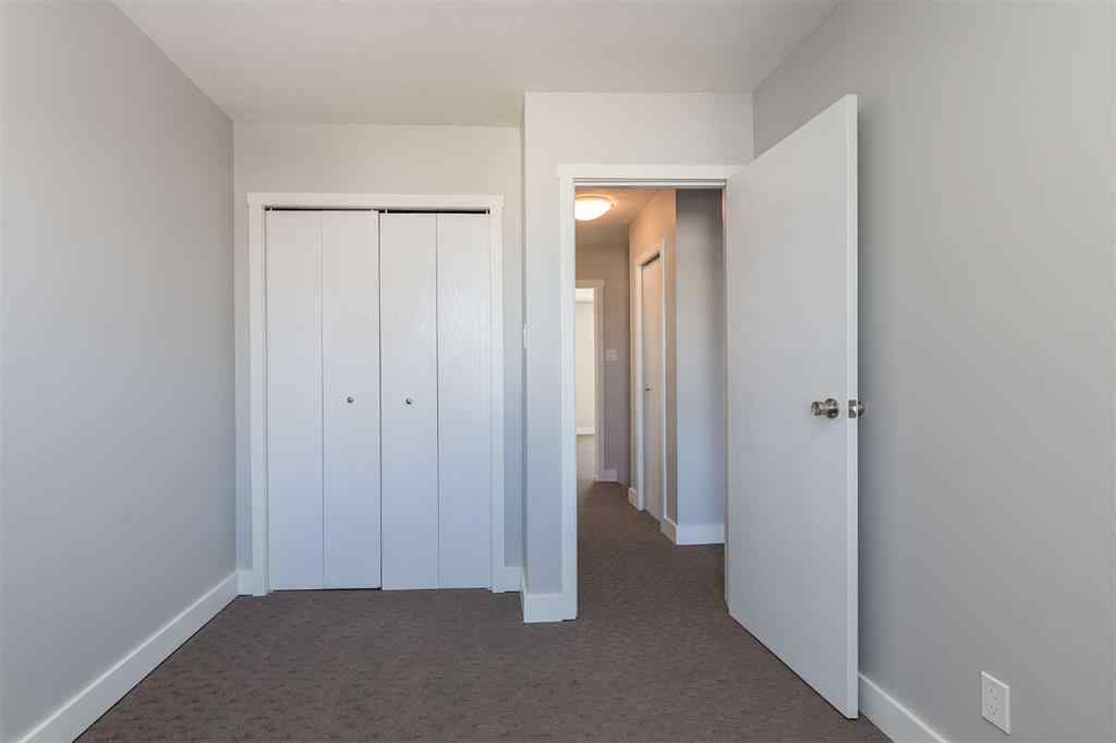 MLS® A2264295 - 1012 20A Avenue  in NONE Coaldale, Rental