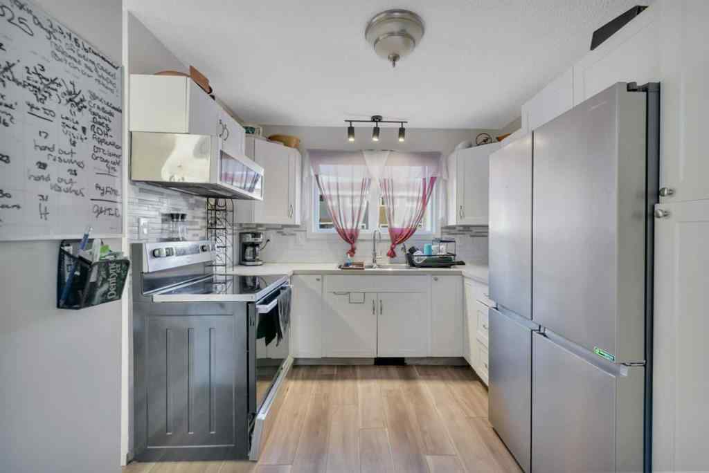 MLS® A2264297 - Unit #17 5806 61 Street  in Riverside Meadows Red Deer, Residential