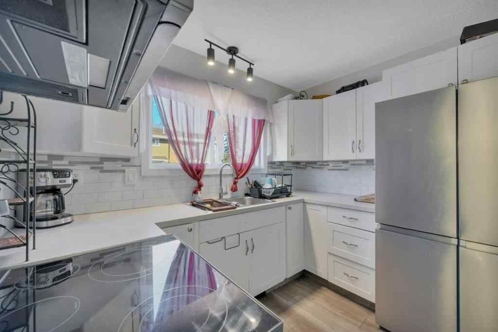 MLS® A2264297 - Unit #17 5806 61 Street  in Riverside Meadows Red Deer, Residential