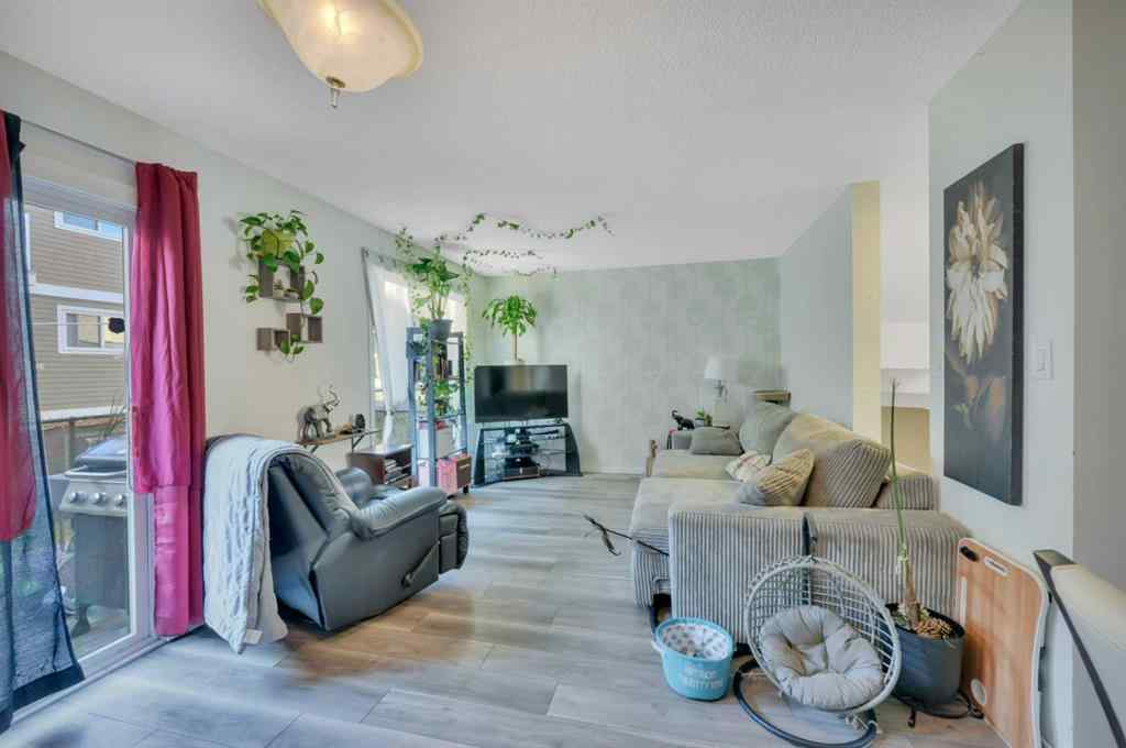 MLS® A2264297 - Unit #17 5806 61 Street  in Riverside Meadows Red Deer, Residential