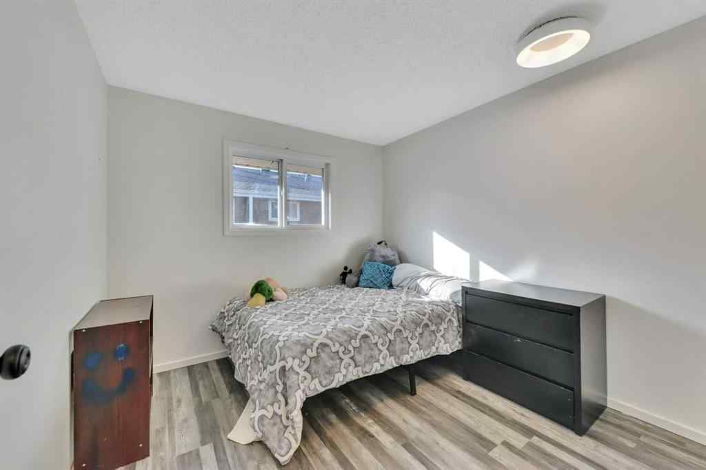 MLS® A2264297 - Unit #17 5806 61 Street  in Riverside Meadows Red Deer, Residential