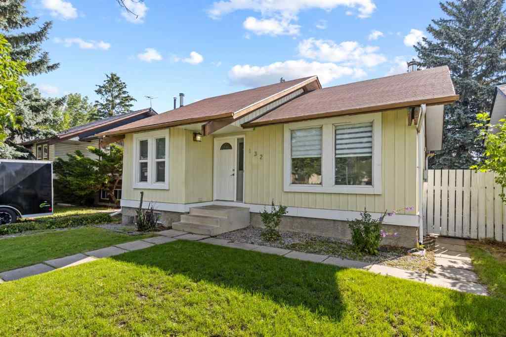MLS® A2264300 - 132 Whitehill Place NE in Whitehorn Calgary, Residential