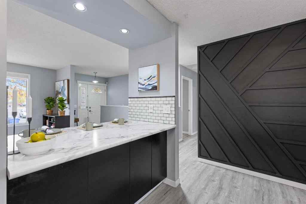 MLS® A2264300 - 132 Whitehill Place NE in Whitehorn Calgary, Residential