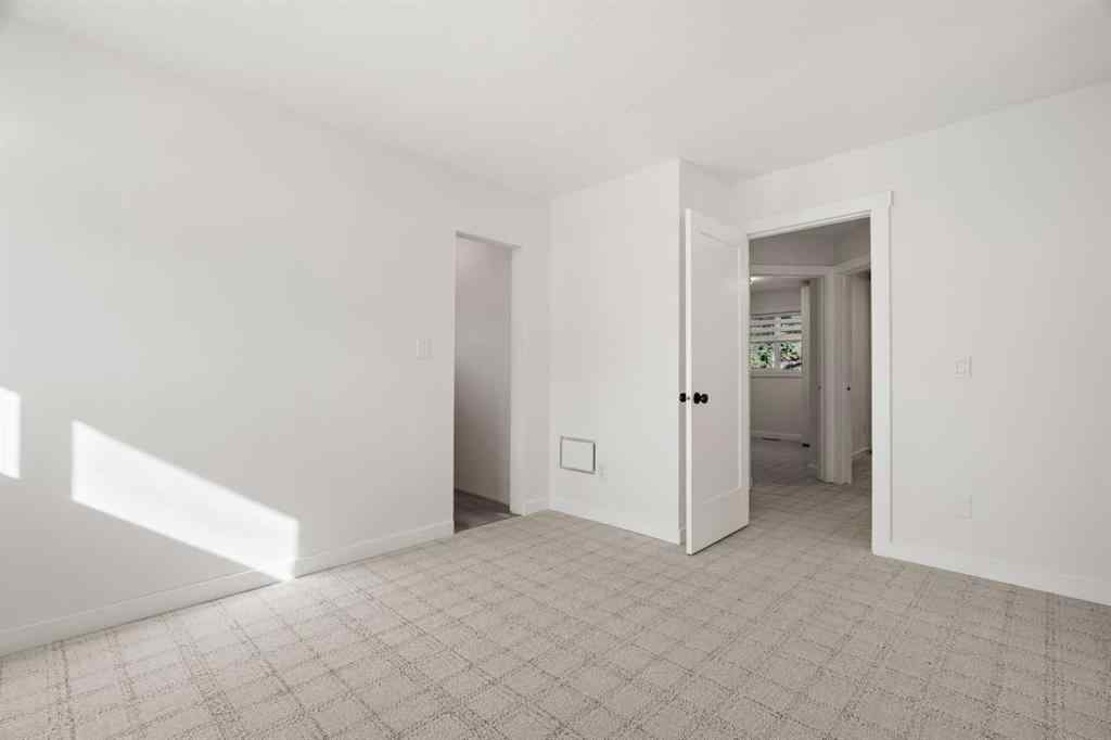 MLS® A2264303 - 327 Canyon Close  in Avens/Canyon Close Canmore, Residential