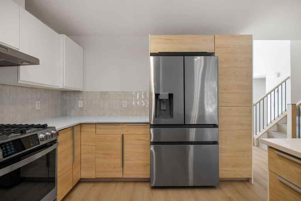 MLS® A2264303 - 327 Canyon Close  in Avens/Canyon Close Canmore, Residential