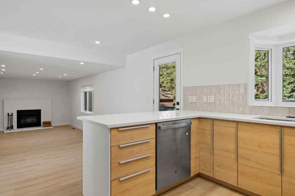 MLS® A2264303 - 327 Canyon Close  in Avens/Canyon Close Canmore, Residential