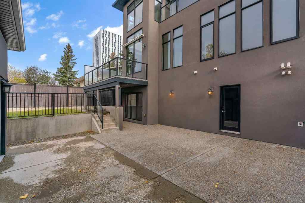 MLS® A2264318 - 1603 23 Street NW in Hounsfield Heights/Briar Hill Calgary, Residential