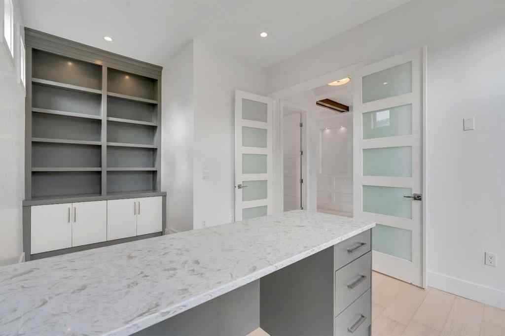 MLS® A2264318 - 1603 23 Street NW in Hounsfield Heights/Briar Hill Calgary, Residential