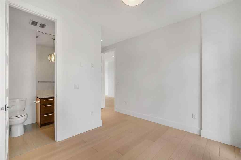 MLS® A2264318 - 1603 23 Street NW in Hounsfield Heights/Briar Hill Calgary, Residential