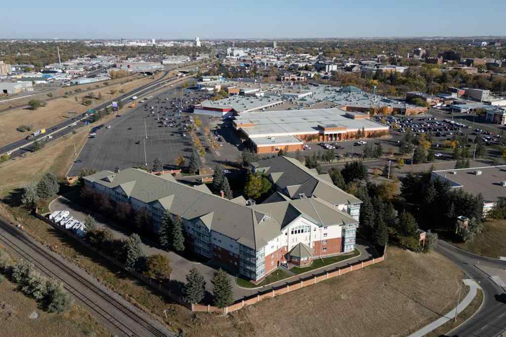 MLS® A2264325 - Unit #110 20 3 Street S in Downtown Lethbridge, Residential