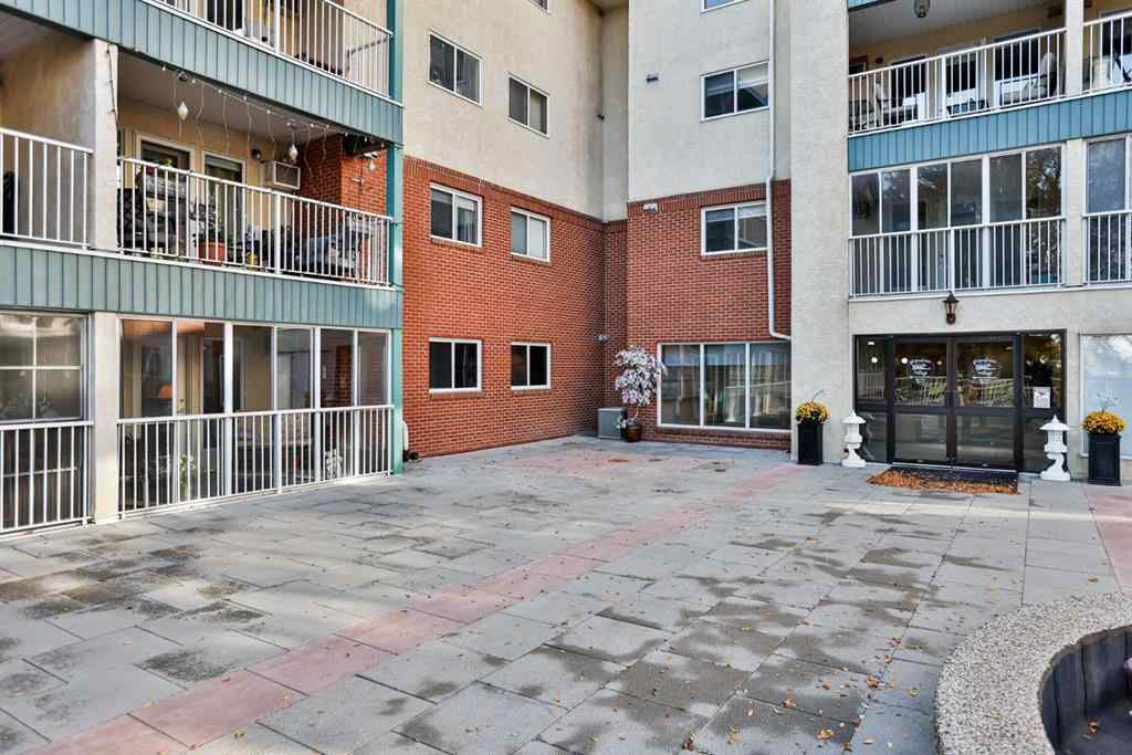 MLS® A2264325 - Unit #110 20 3 Street S in Downtown Lethbridge, Residential