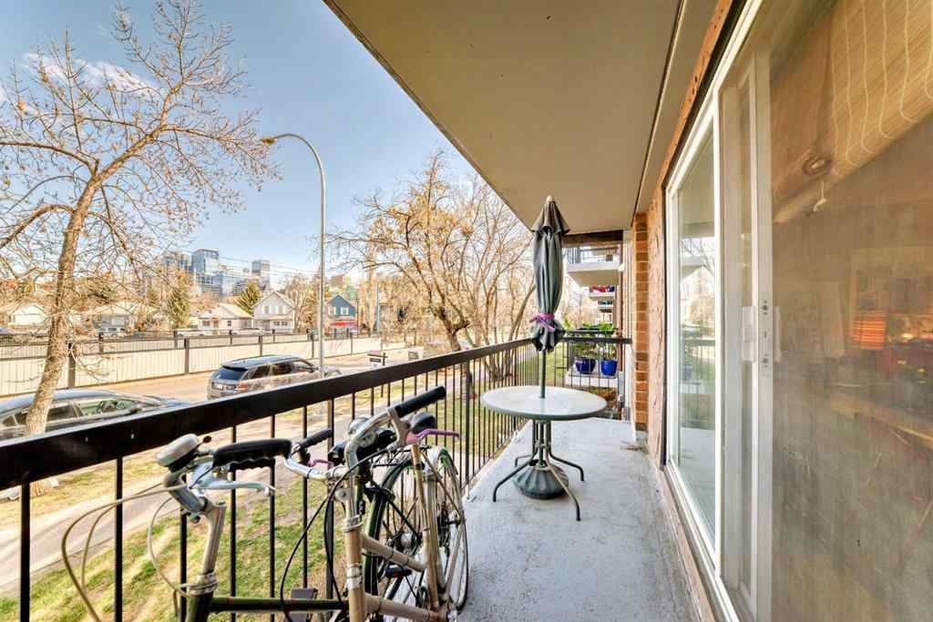 MLS® A2264327 - Unit #201 315 9A Street NW in Sunnyside Calgary, Residential